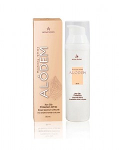 קרם הגנה קליל ודל שומן Protection cream SPF30 קרם הגנה קליל ודל שומן Protection cream SPF30